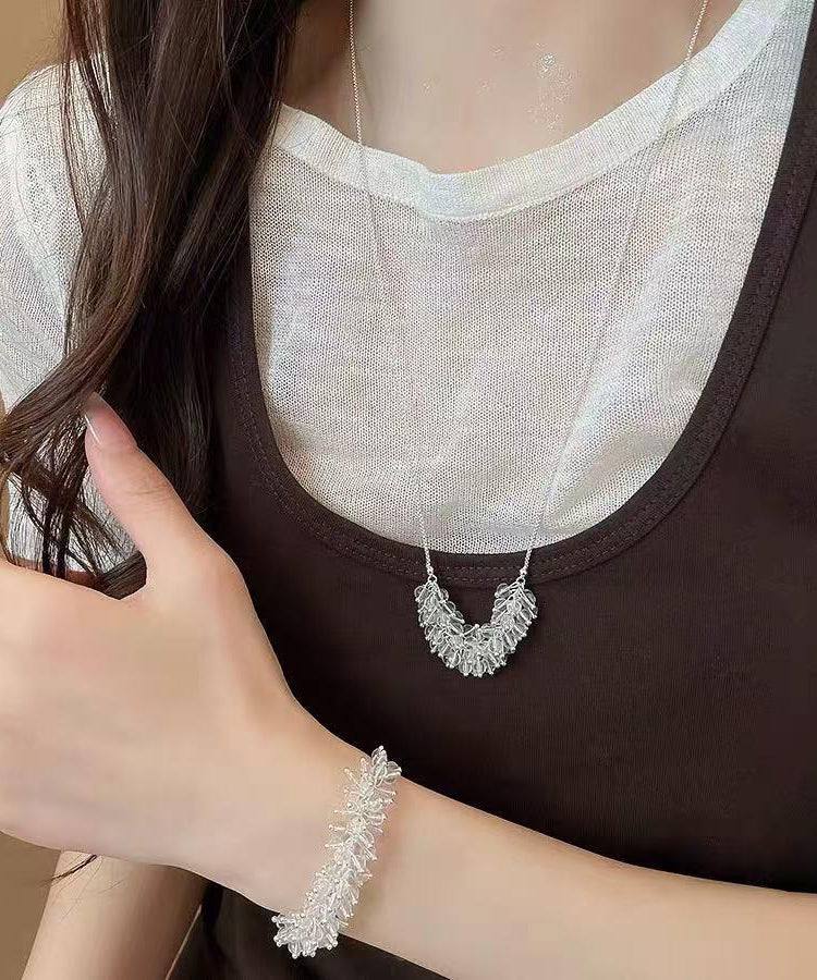 Beautiful Silk Alloy Pendant Necklace