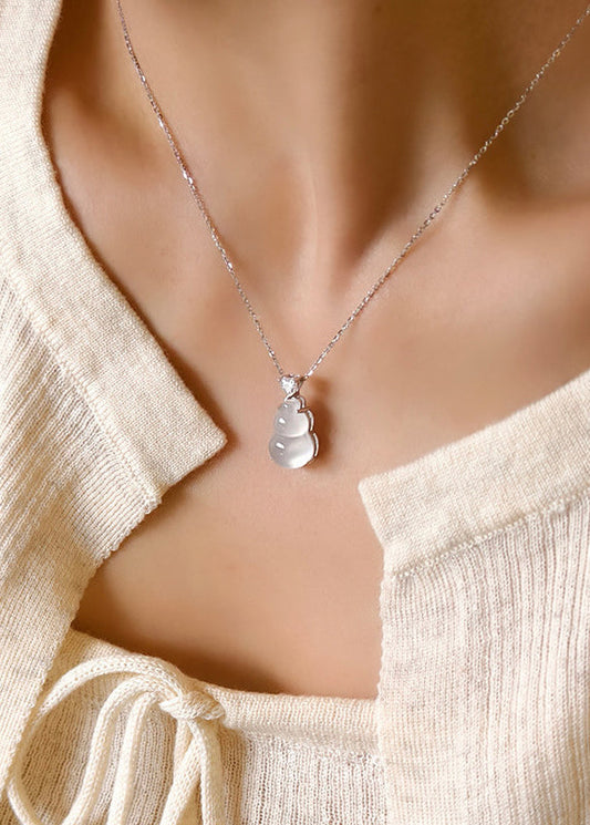 Boho Green Calabash Shaped Fine Jade Pendant Necklace