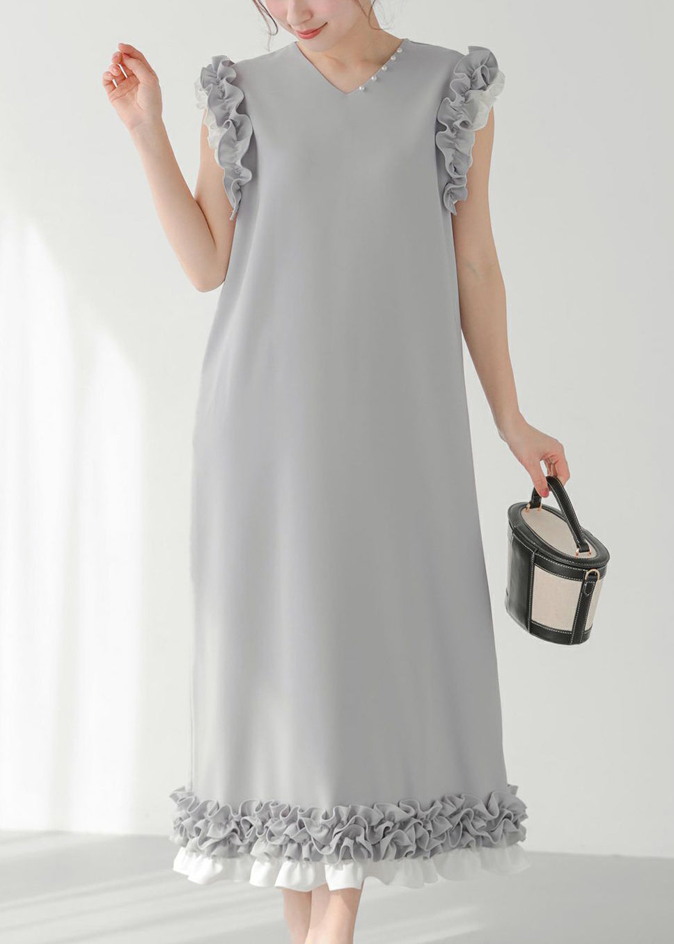 Chic Grey Ruffled Patchwork Pearl Decorated Straight Dress Sleeveless