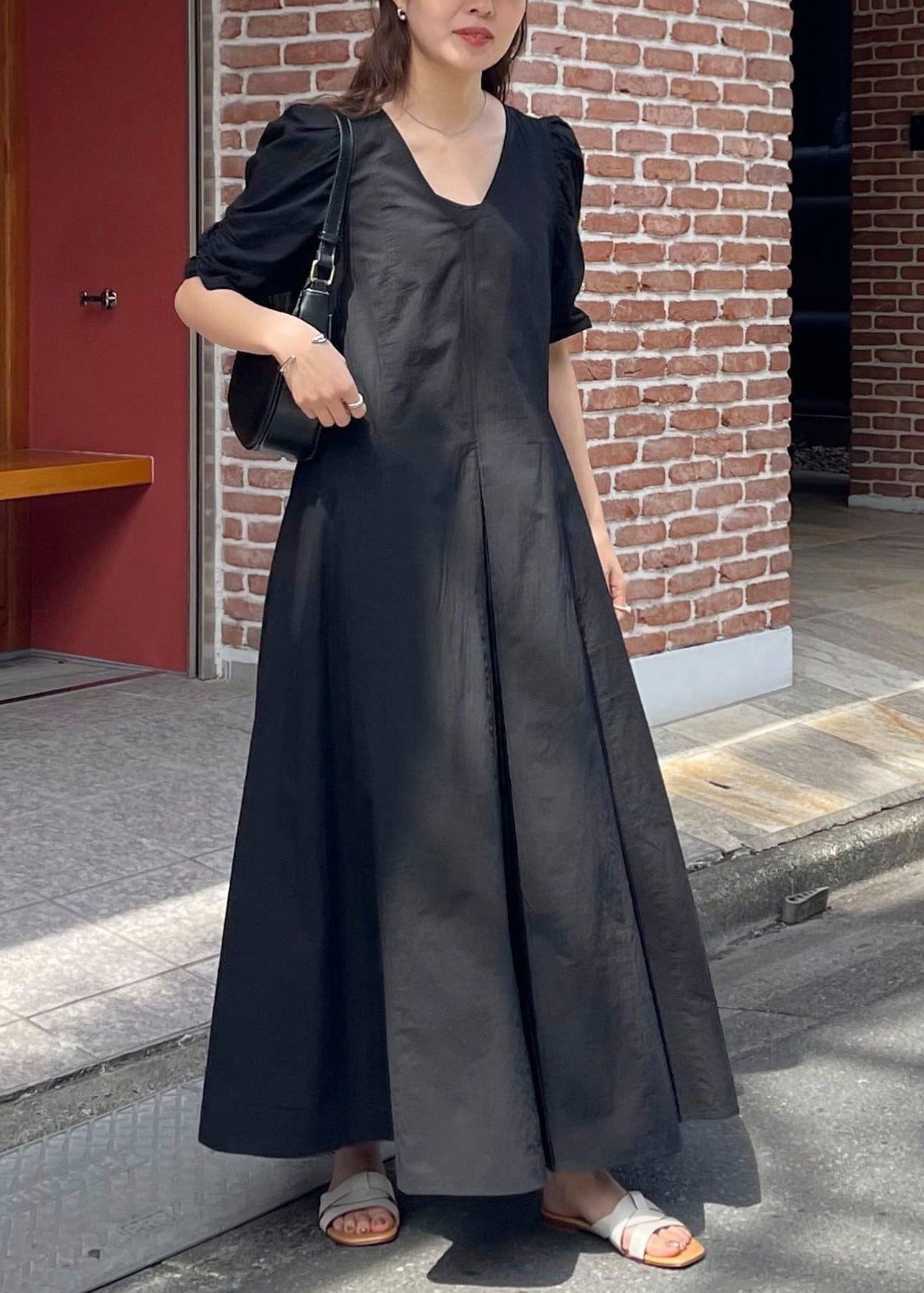 Classy Black V Neck Exra Large Hem Long Dresses Puff Sleeve