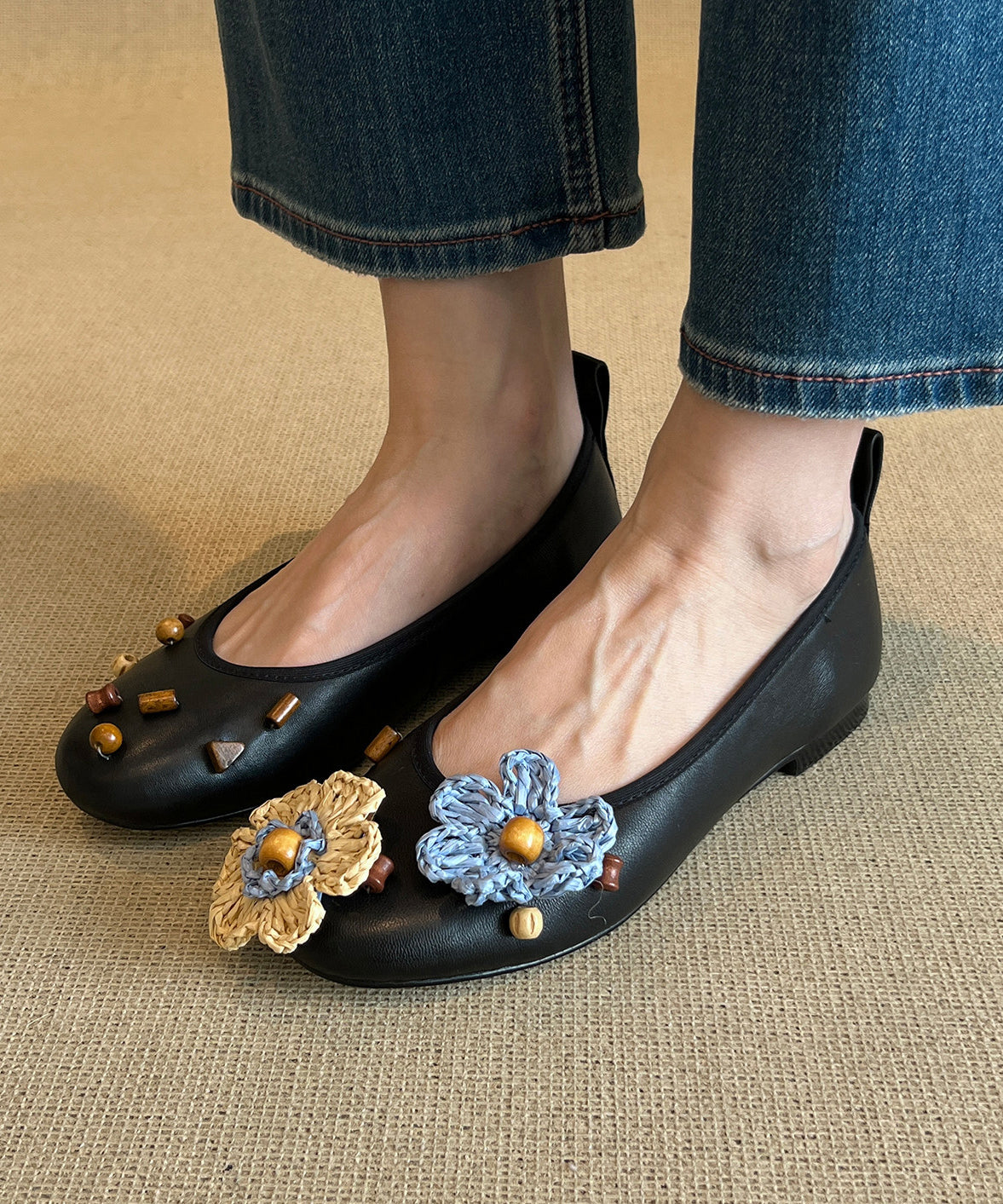 Comfortable Silvery Flat Shoes Asymmetrical Design Flower Flat Shoes For Women
