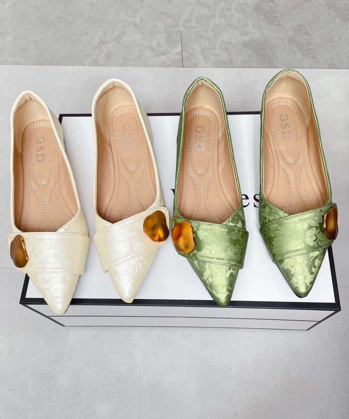 Elegant Flat Shoes Green Print Faux Leather Pointed Toe