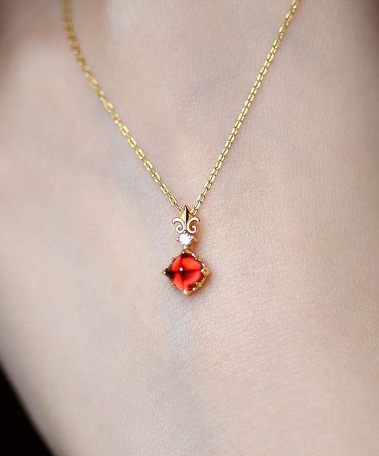Elegant Red Garnet Adjustable 14K Gold Pendant Necklace