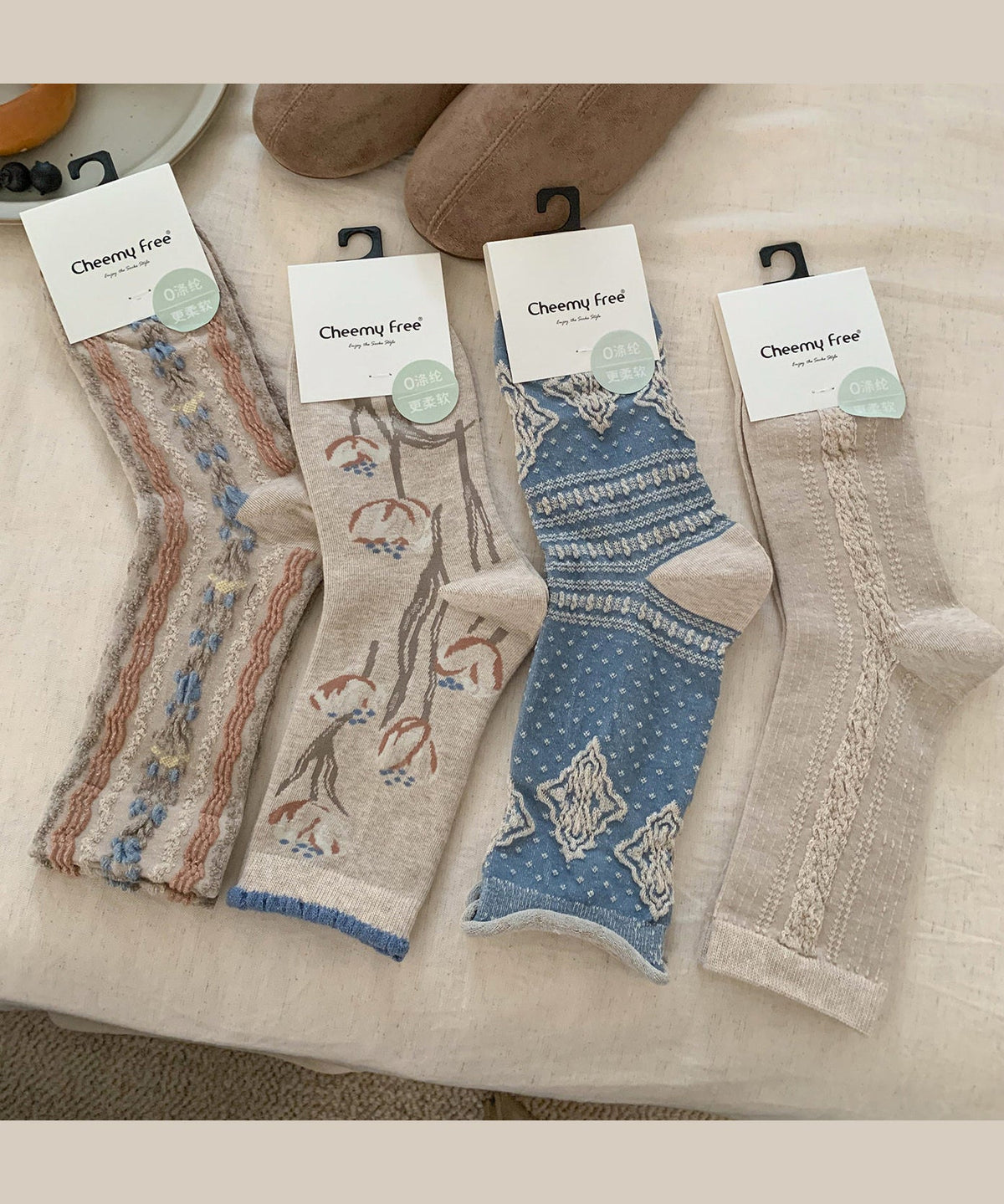 Fashion Jacquard Cozy Cotton Mid Calf Socks