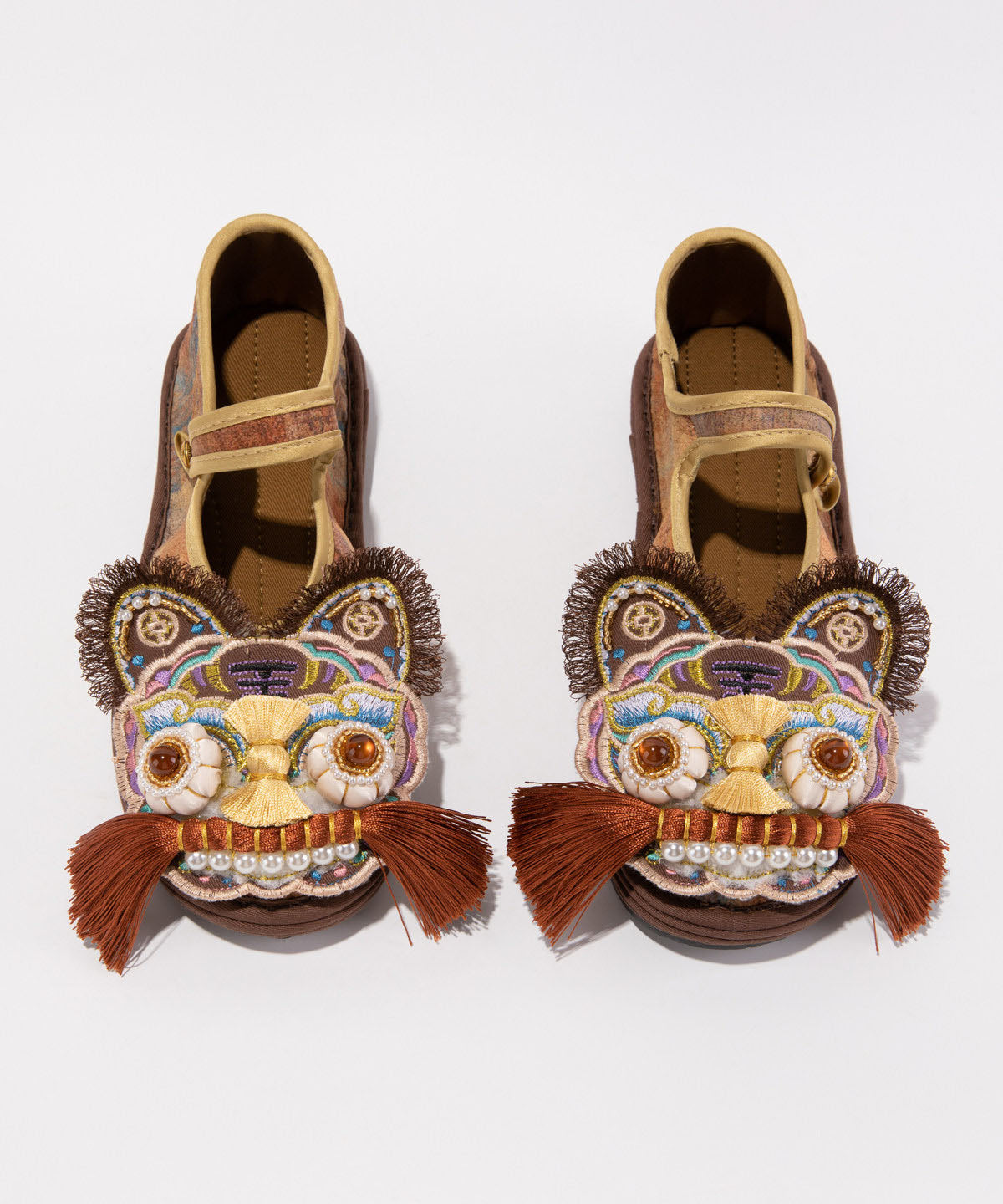 Fine Tiger Flat Shoes For Women Chinese Style Embroidered Flat Shoes