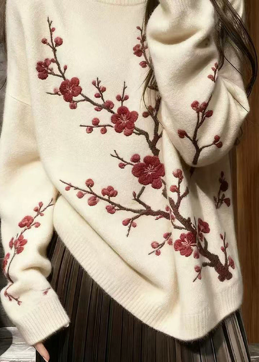 Fine White Embroidered Plum Blossom Knit Short Sweater Winter