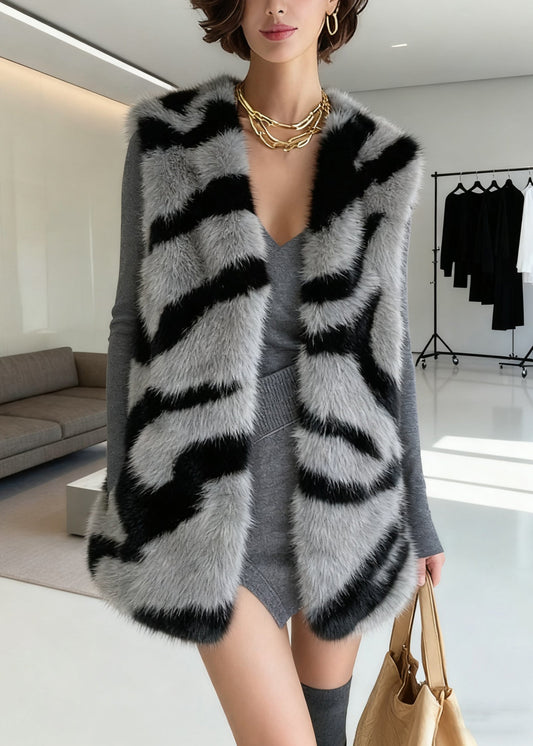 Fine White V Neck Pockets Fluffy Waistcoat Sleeveless