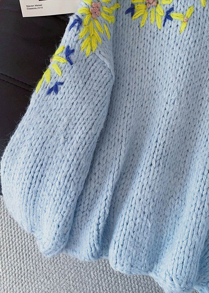Fitted Blue Embroidered Thick Knitted Tops Fall