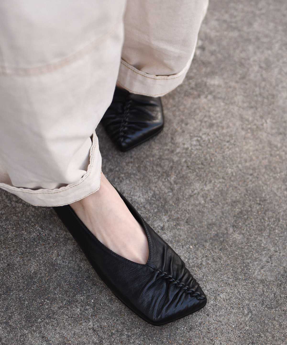 Genuine Leather Flat Shoes Black Wrinkled Flat Feet Shoes