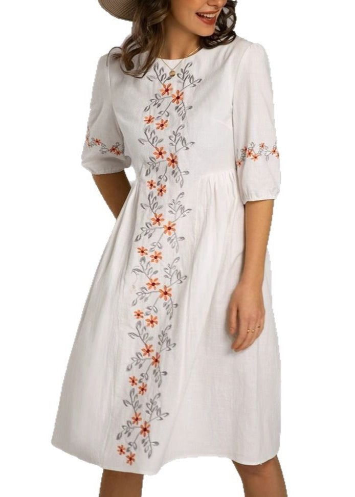 Loose White Embroidered Zippered Cotton Dresses Half Sleeve