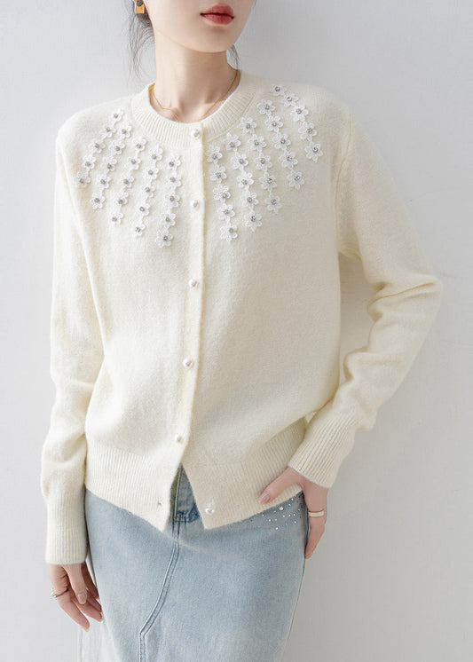 Simple White Oversized Floral Knit Cozy Cardigan Winter