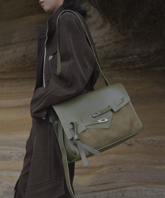 Stylish Black Large Capacity Calf Leather Shoulder Bag