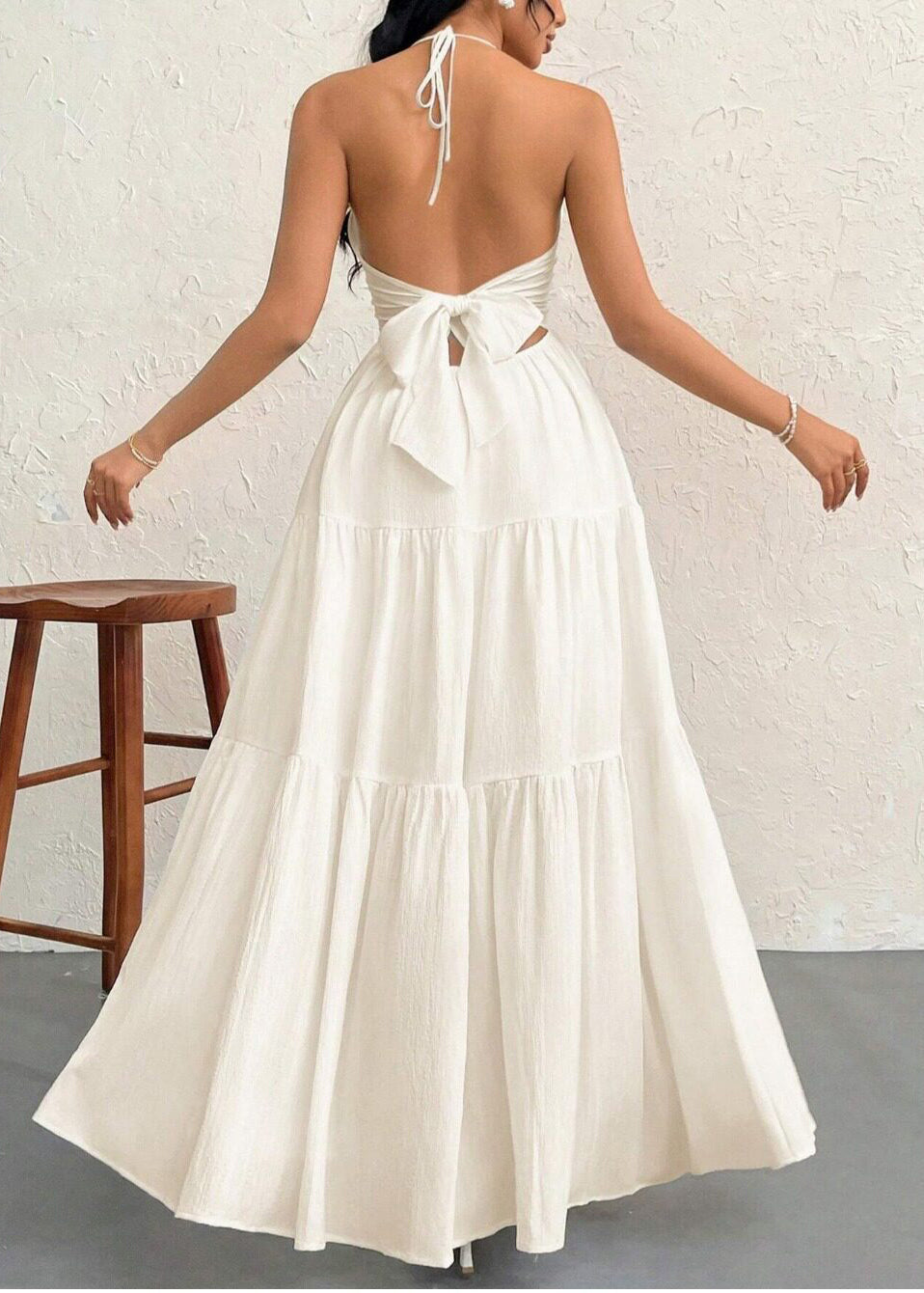 Stylish White Halter Backless Exra Large Hem Cotton Holiday Dress Summer