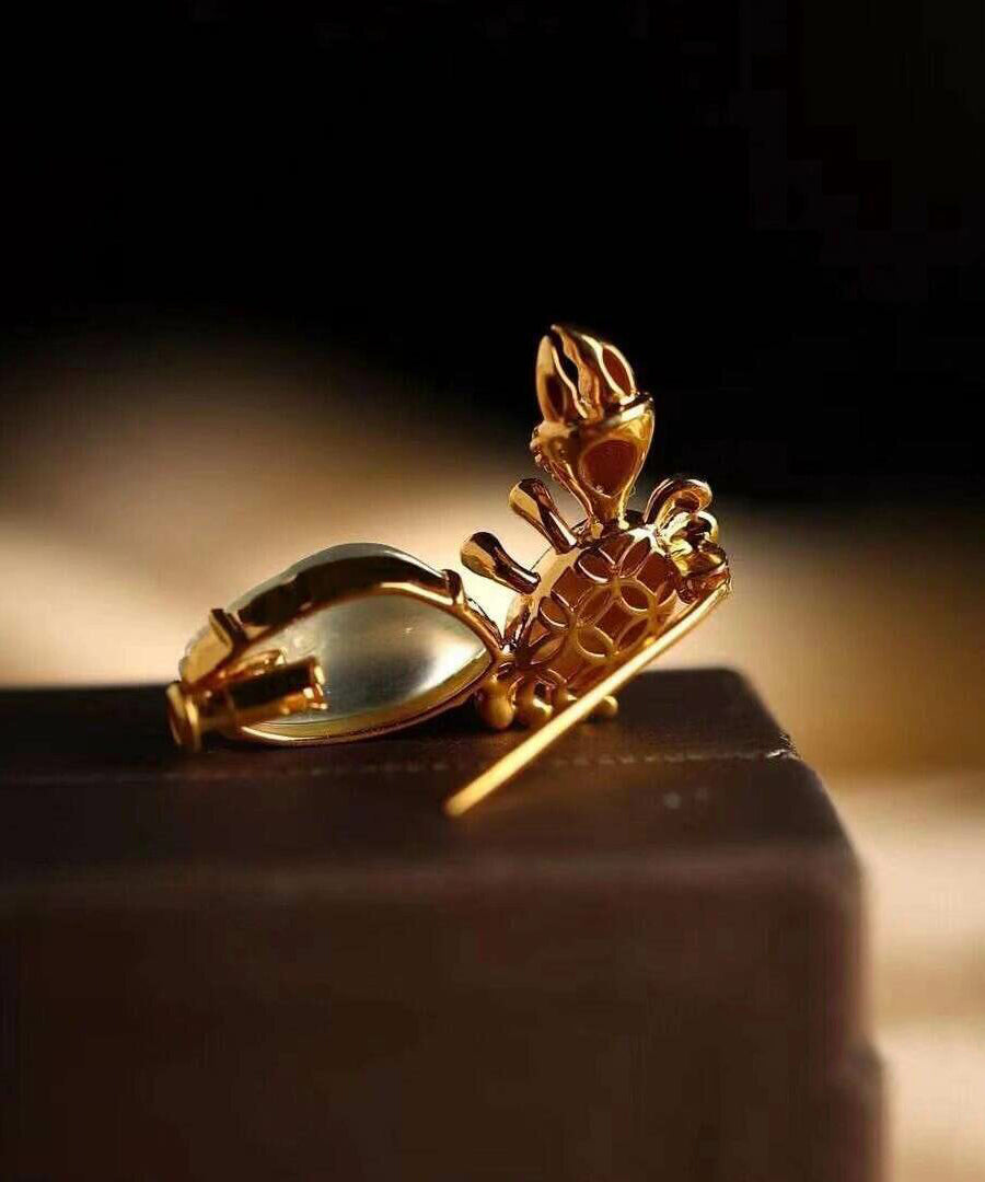 Unique Gold Alloy Zircon Chalcedony Crab Brooches