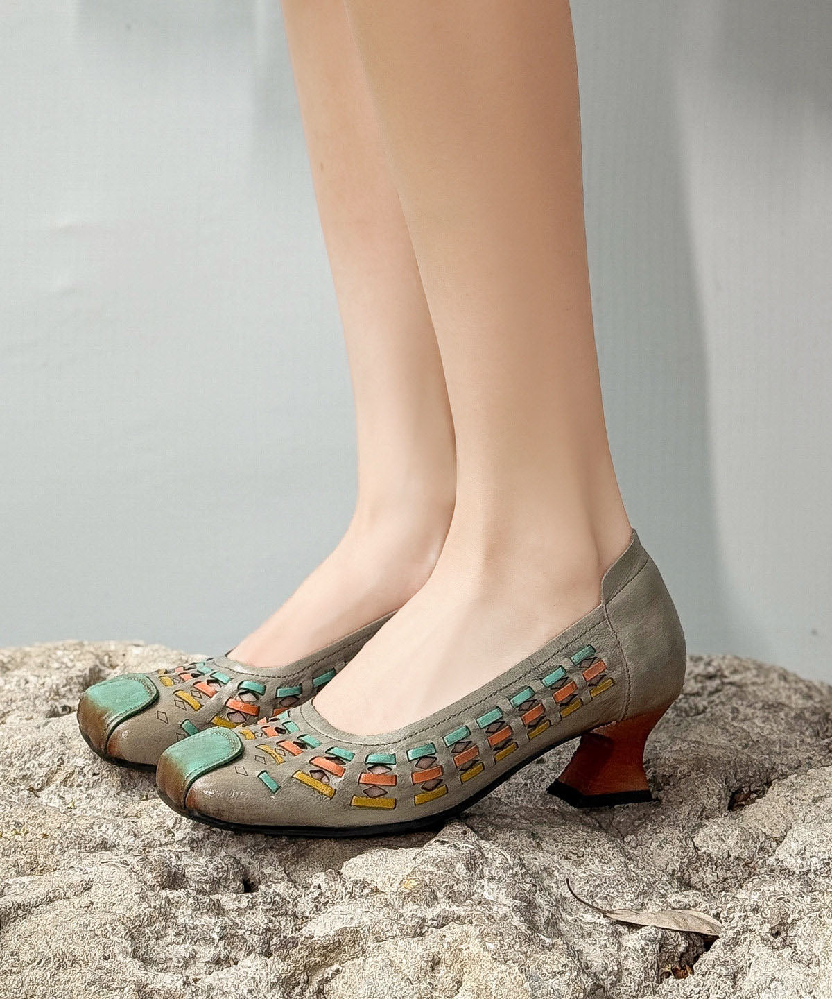 Vintage Hollow Out Splicing Chunky High Heels Grey Cowhide Leather