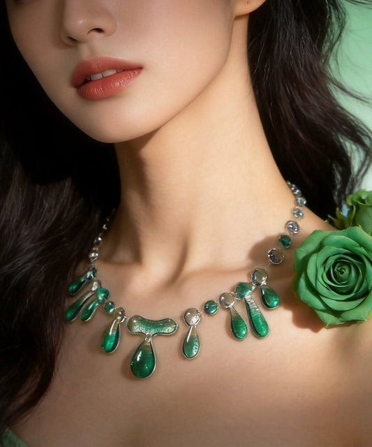 Vintage Translucent Green Resin Teardrop Pendant Necklace