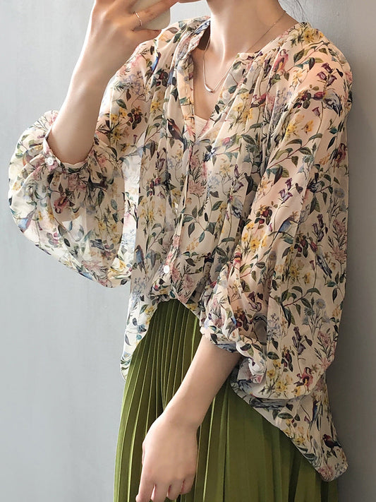 Women Summer Artsy Floral V-neck Loose Shirt