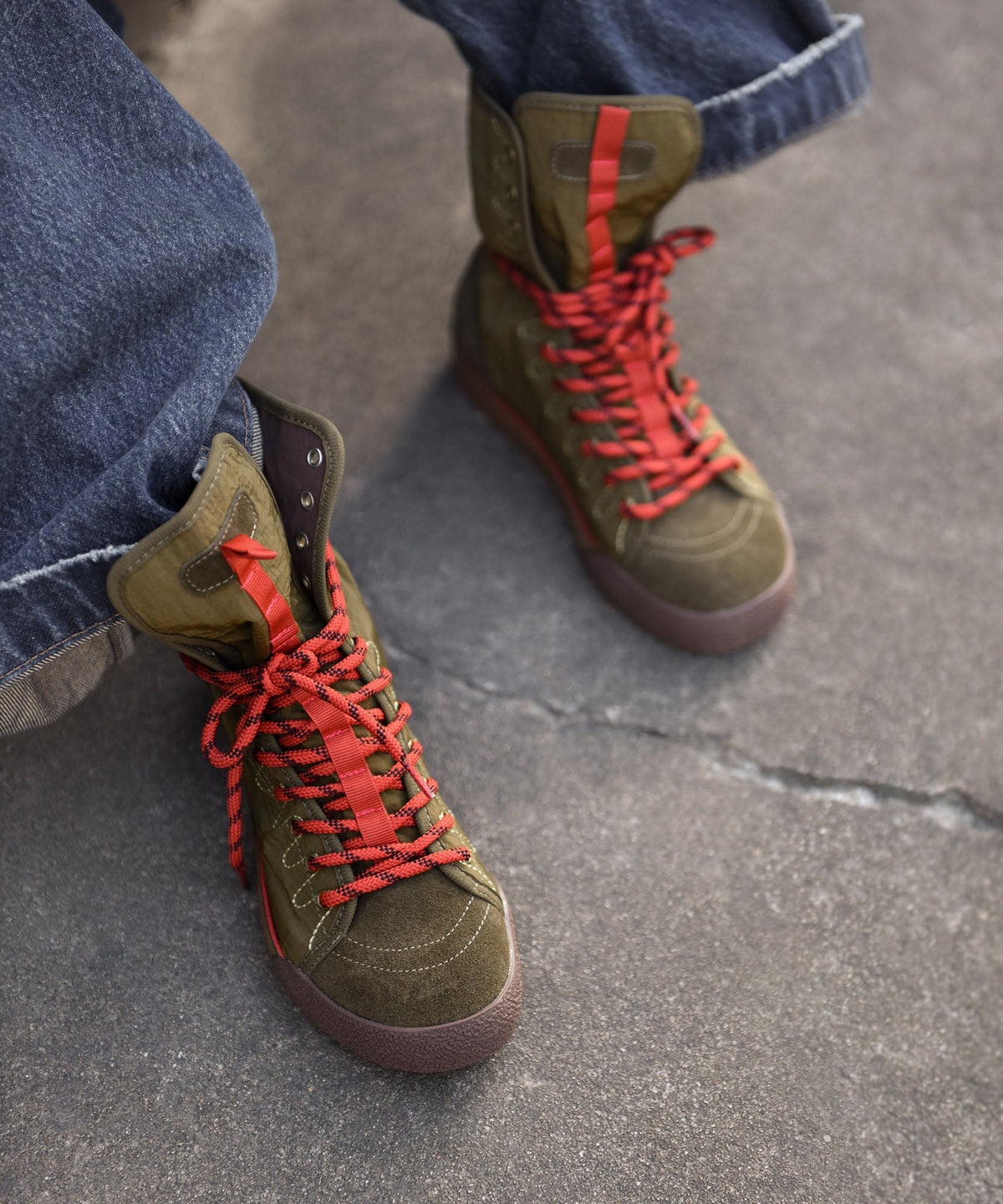 2026 New Casual Brown Lace Up Suede High Top Board Shoes
