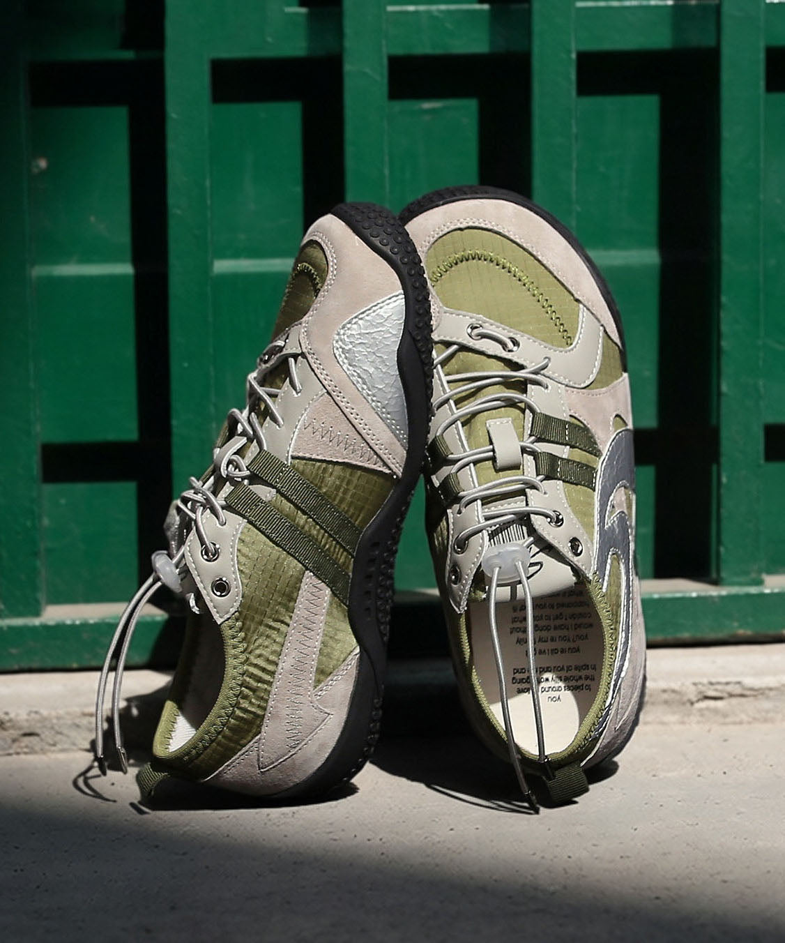 2026 New Casual Coffee Lace Up Outdoor Sports Shoes