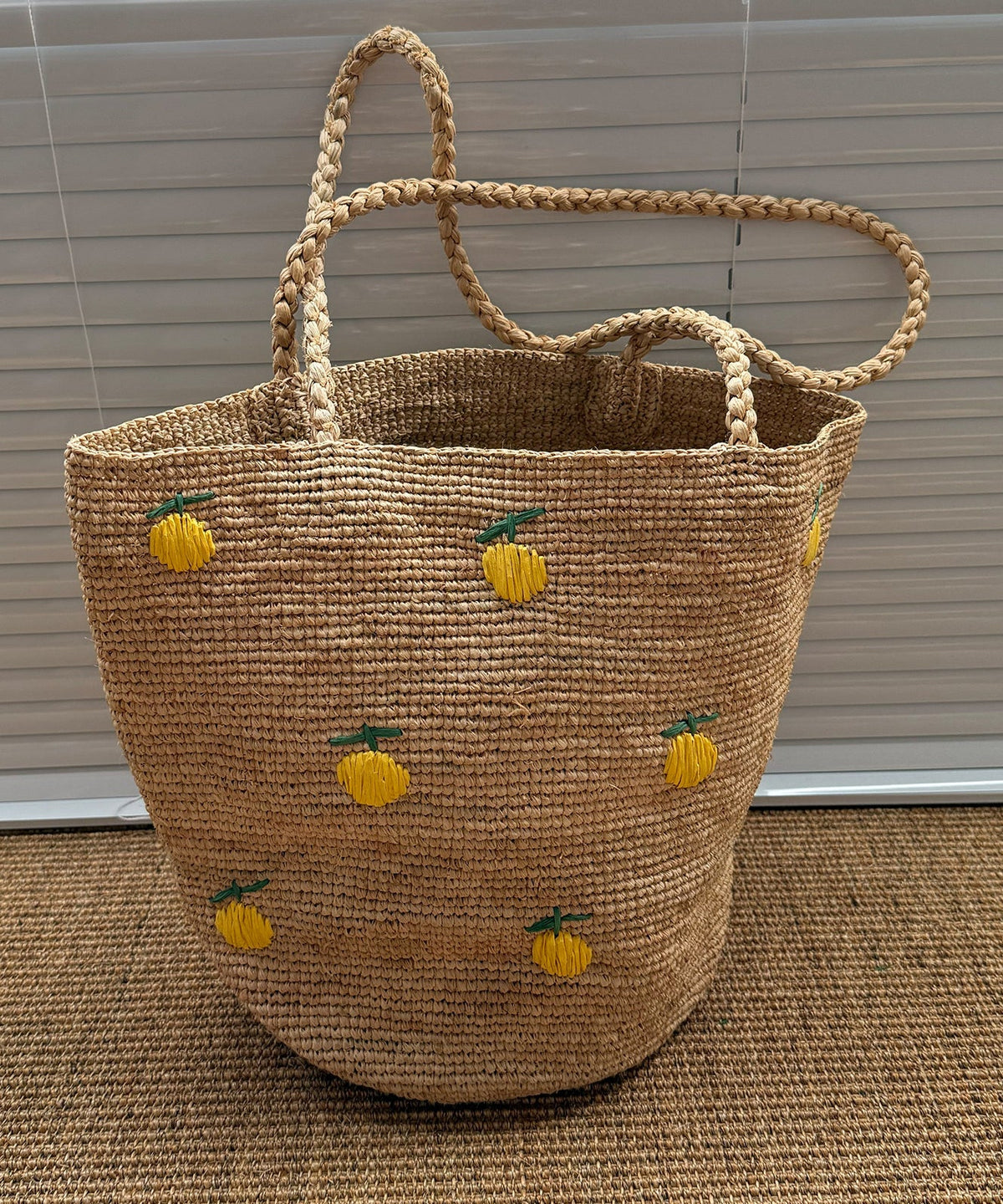 2026 New Hand Woven Lemon Embroidered Tote Bag
