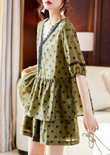 Load image into Gallery viewer, Art Green V Neck Lace Patchwork Shirts And Shorts Silk Two Piece Set Summer