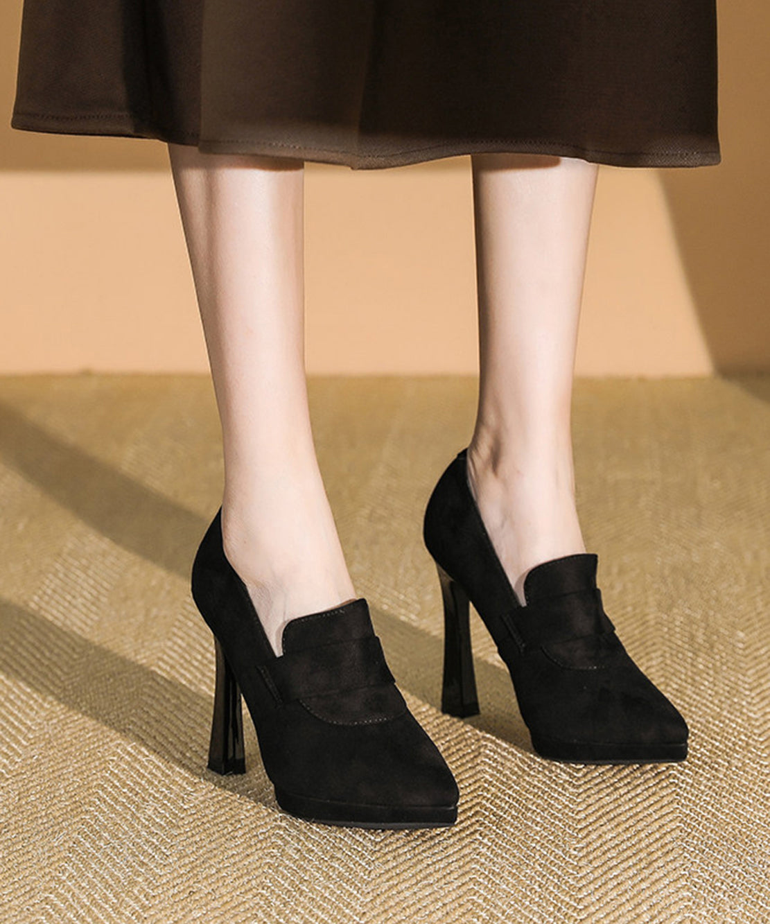 Beautiful Black Pointed Toe Platform Suede High Heels