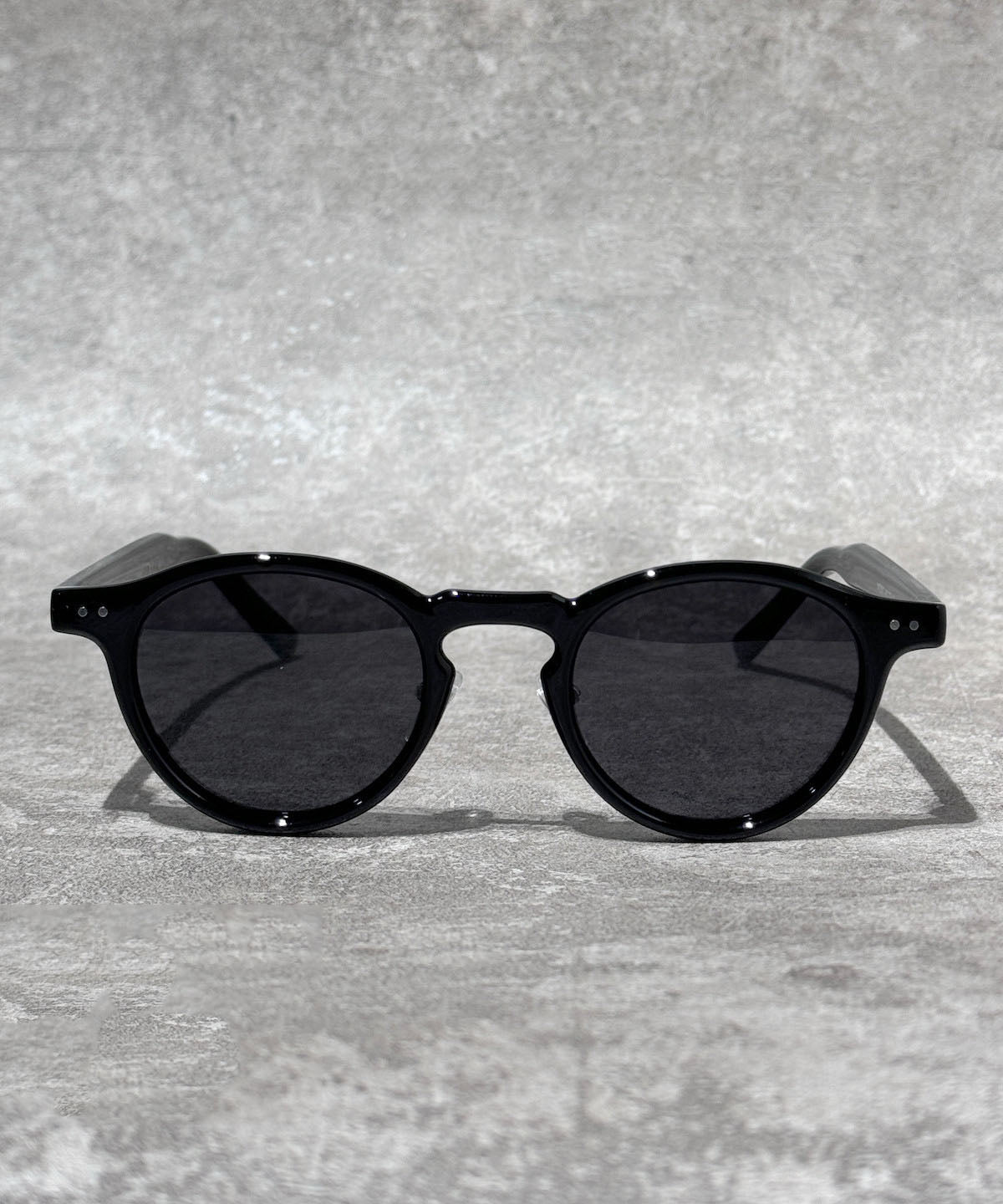 Beautiful Black Resin UV Protection Unisex Reading Glasses