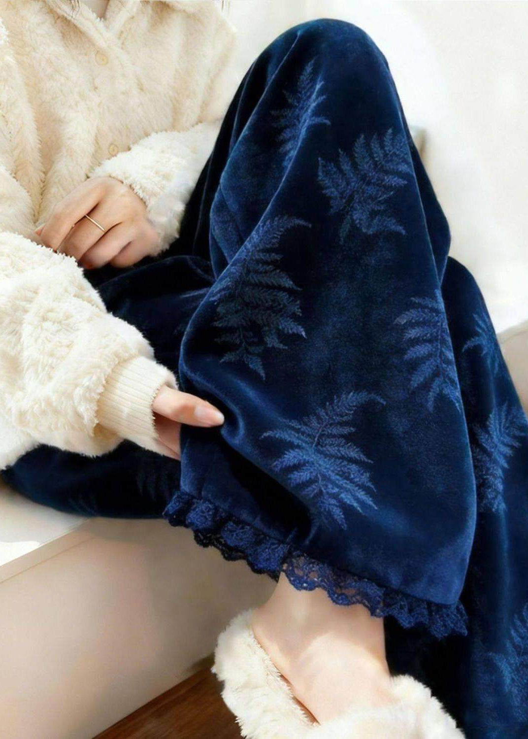 Beautiful Blue Pockets Lace Patchwork Silk Velvet Fleece Straight Pants Spring