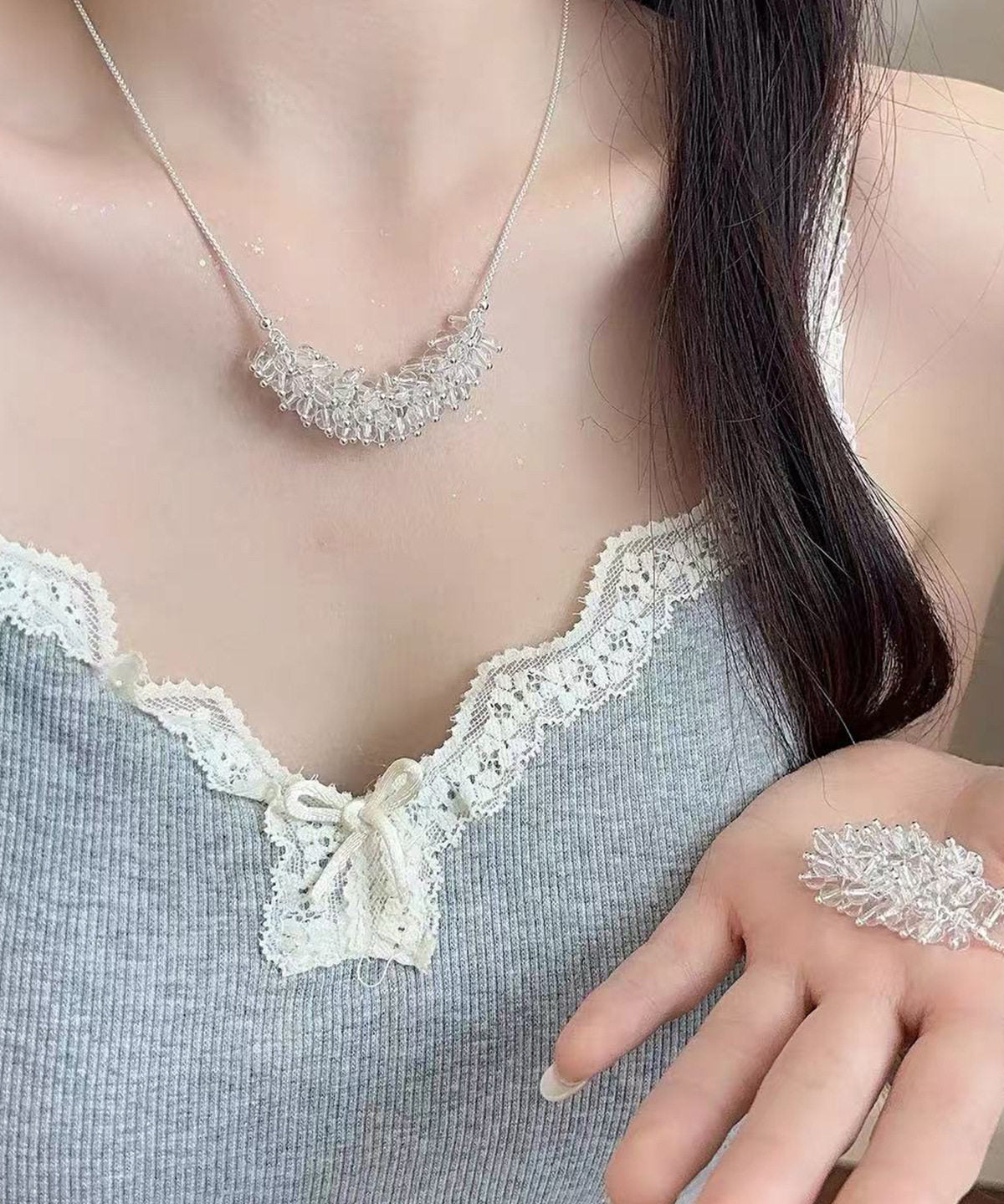 Beautiful Silk Alloy Pendant Necklace