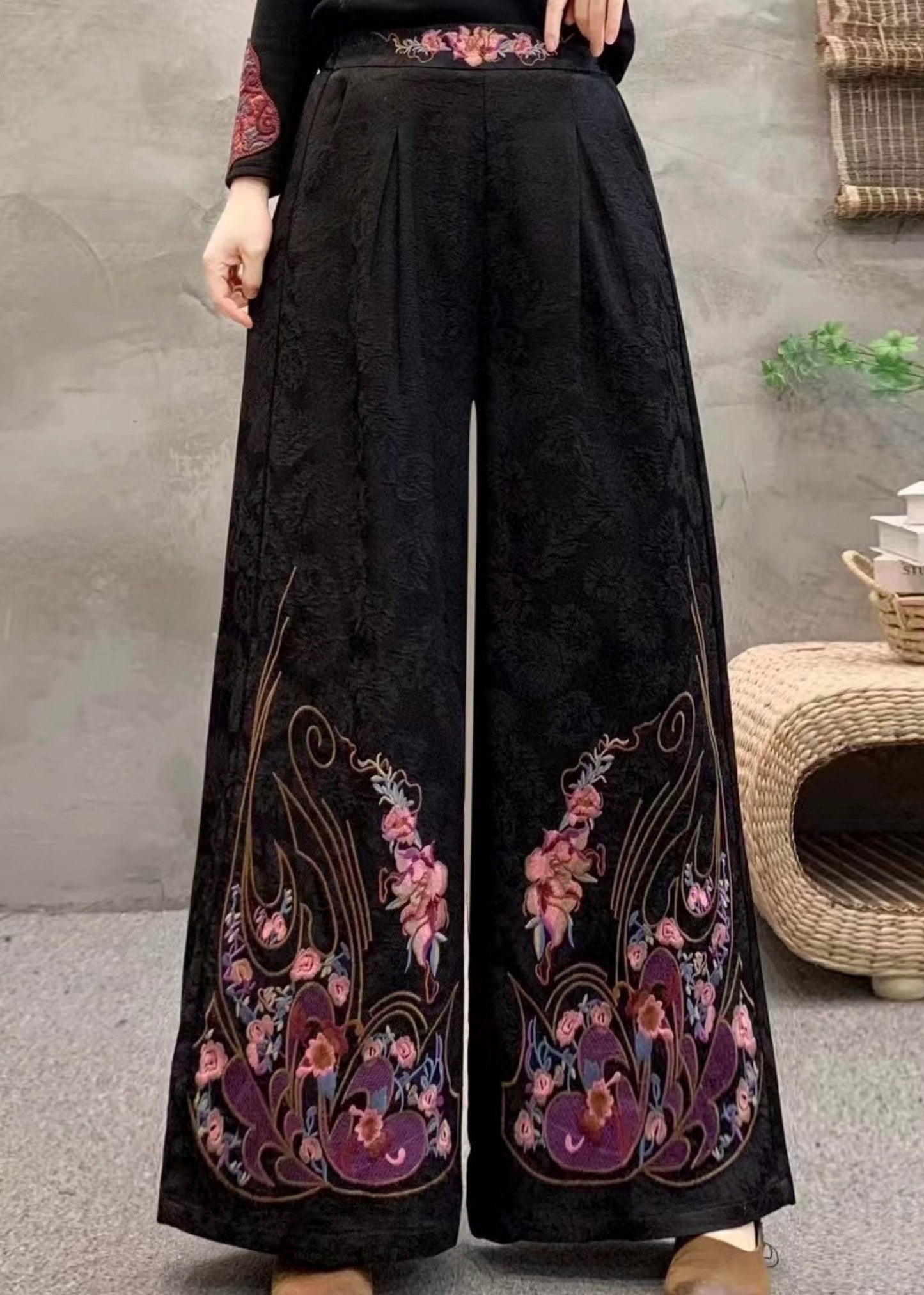 Black Retro Pockets Warm Fleece Pants Embroidered Winter