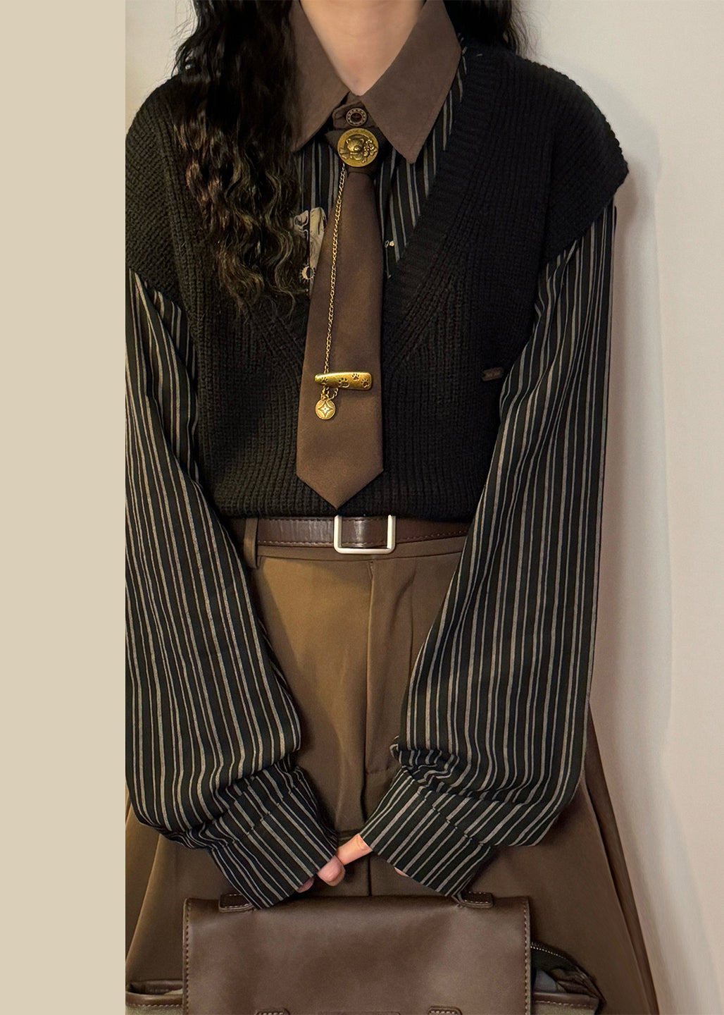 Black Solid Cozy Knit Vest V Neck Spring