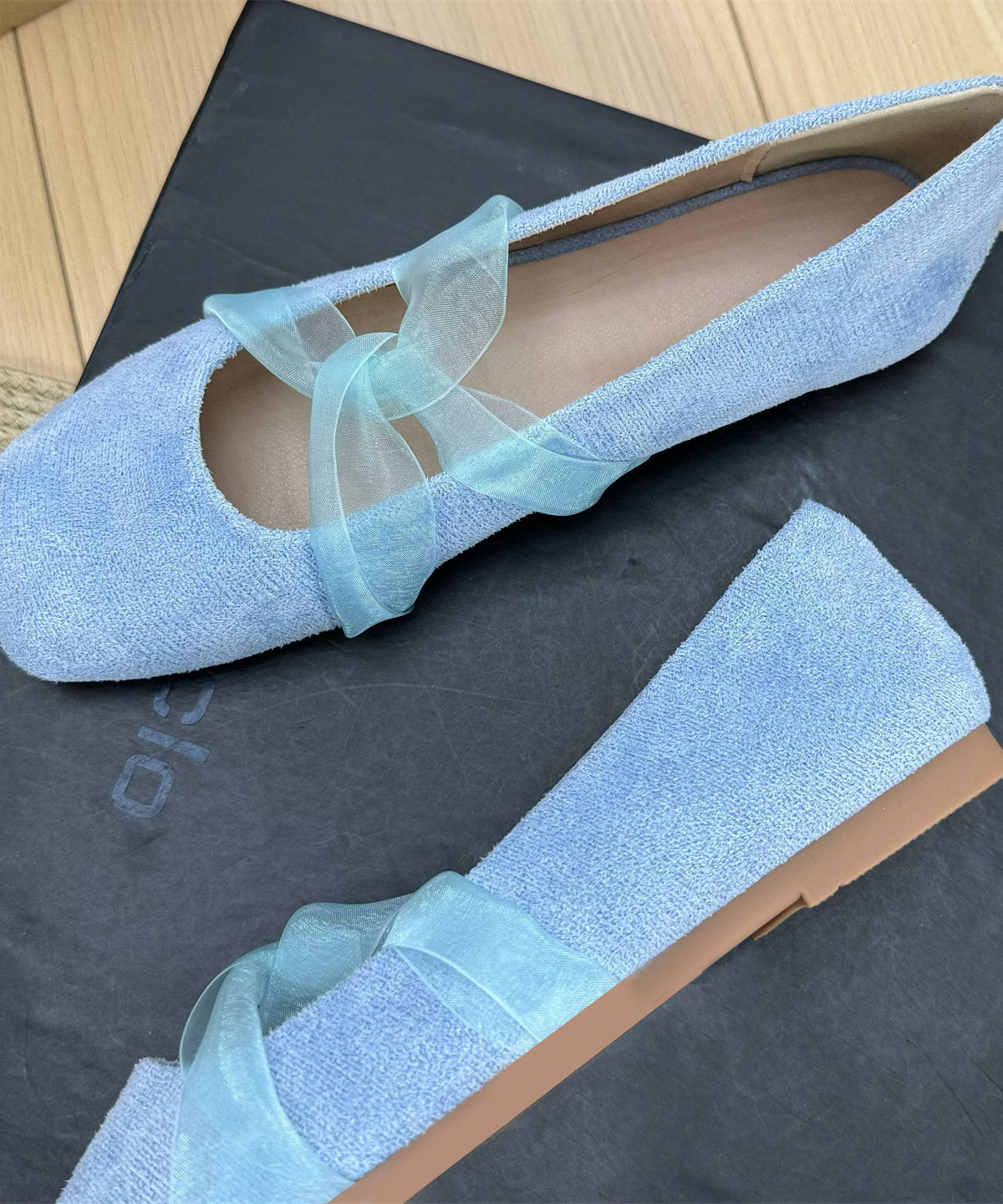 Blue Suede Ribbon Splicing French Flat Feet Shoes