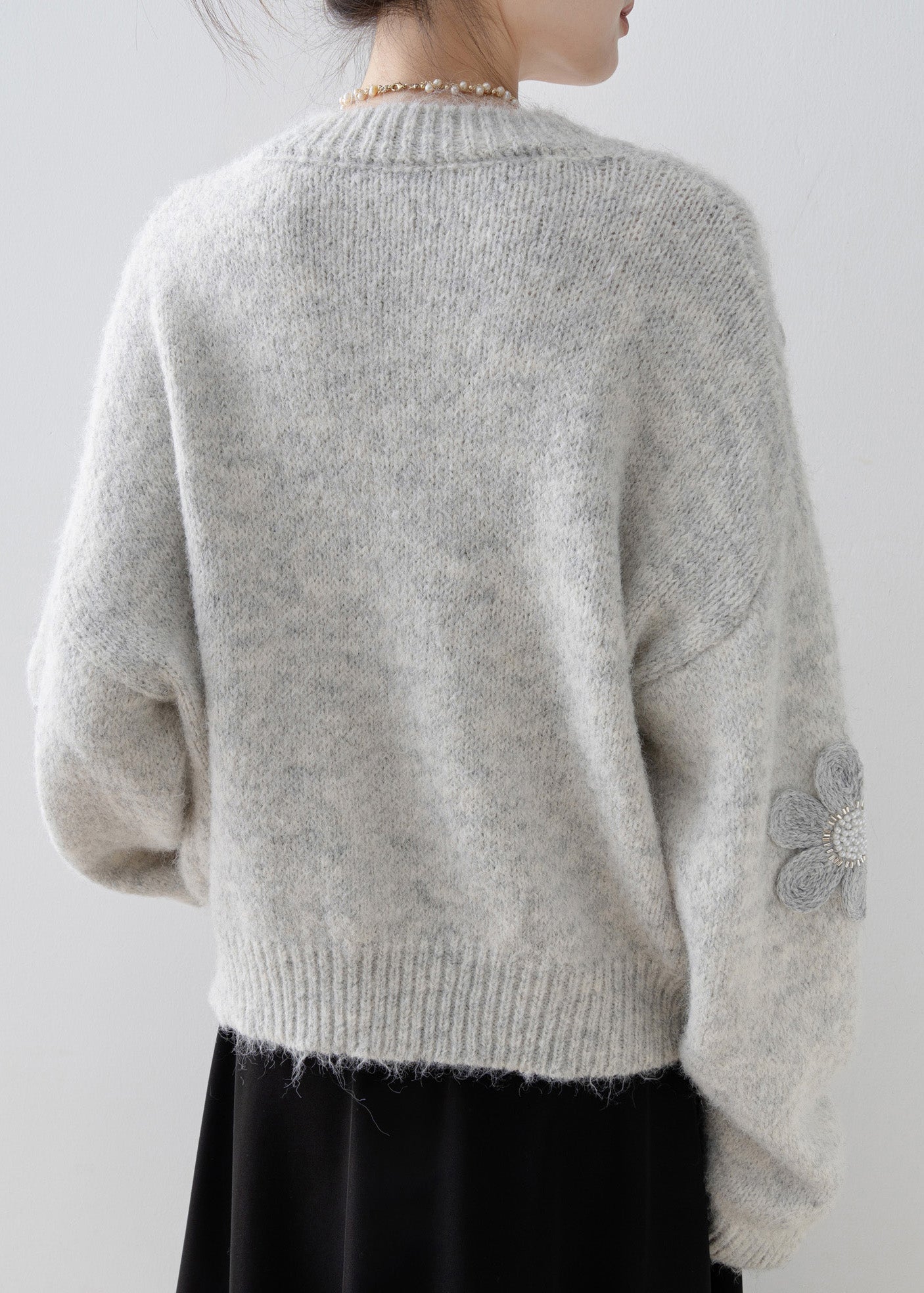 Boutique Grey O Neck Floral Nail Bead Knit Sweater Tops Spring