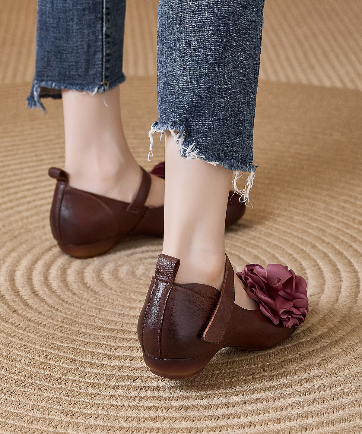 Brown Flat Shoes For Women Cowhide Leather Retro Buckle Strap Flat Shoes