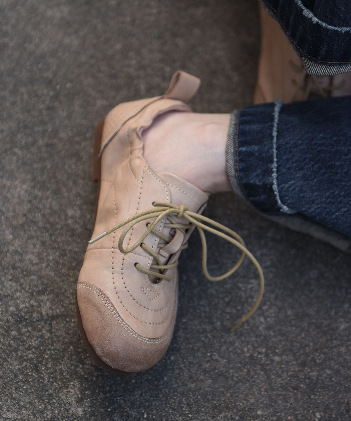 Casual Apricot Cowhide Leather Lace Up Splicing Flats