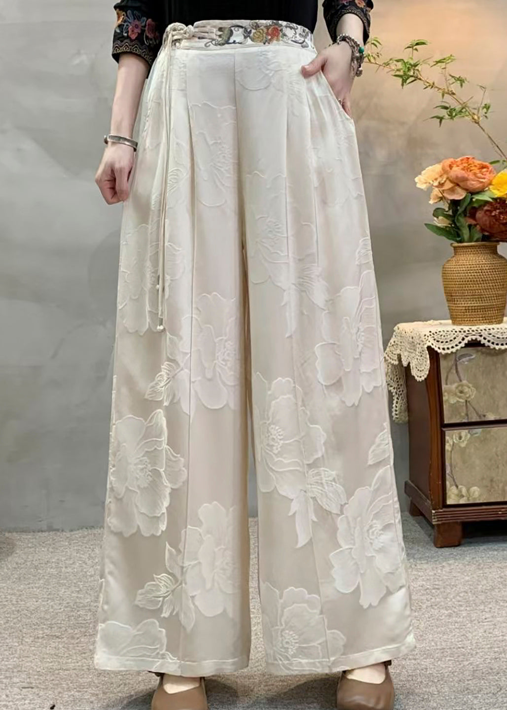 Casual Yellow Tassel Embroidered Pockets Silk Pants Fall