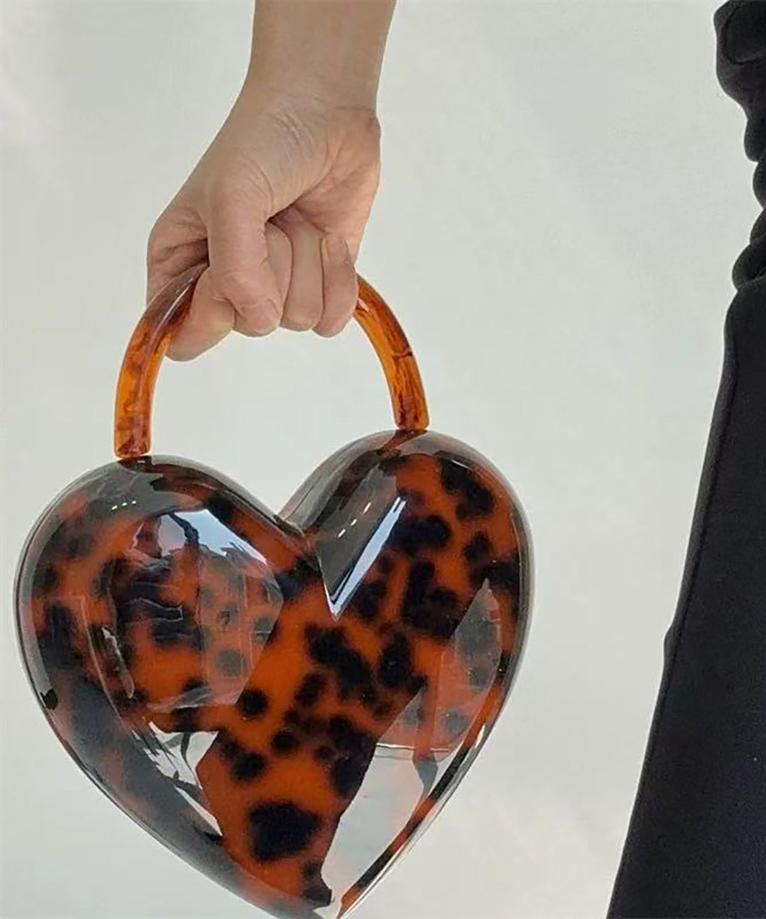 Chic Acrylic Tortoiseshell Heart Shape Tote