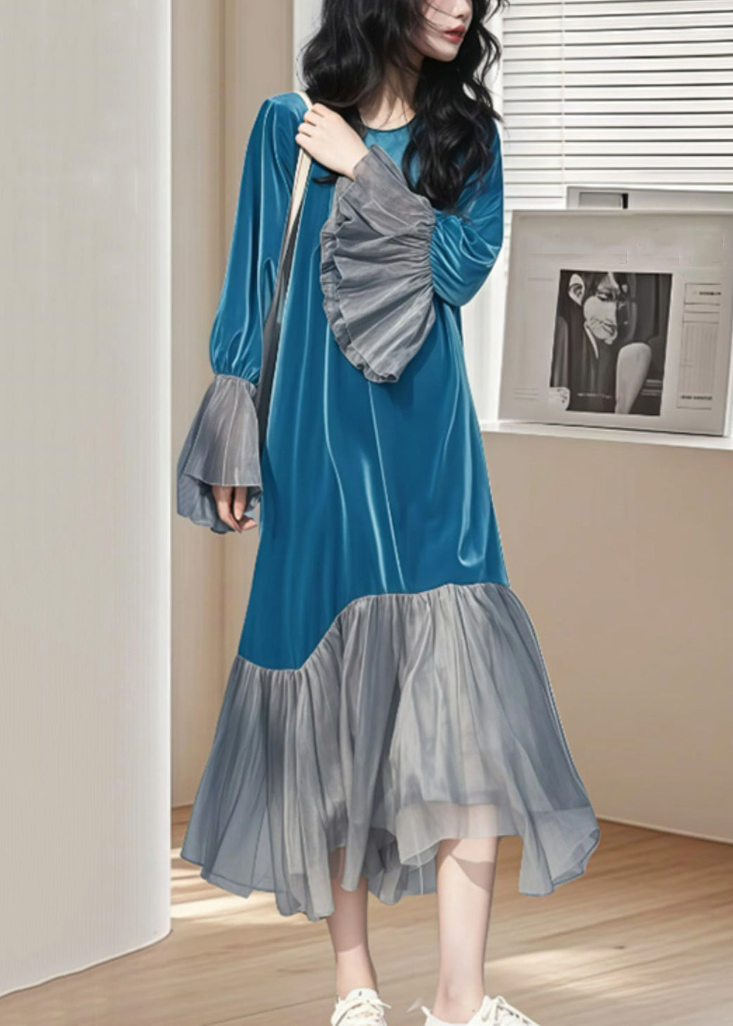 Chic Blue Wrinkled Patchwork Silk Velvet Long Dress Flare Sleeve