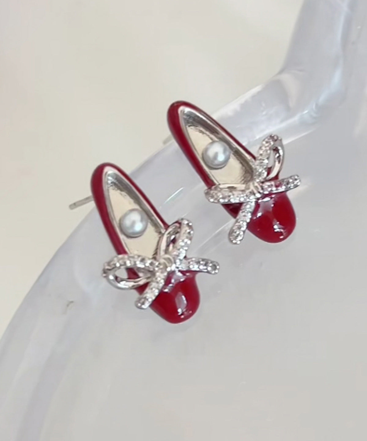 Chic Red Copper Alloy Bow Pearl Ballet Shoes Stud Earrings