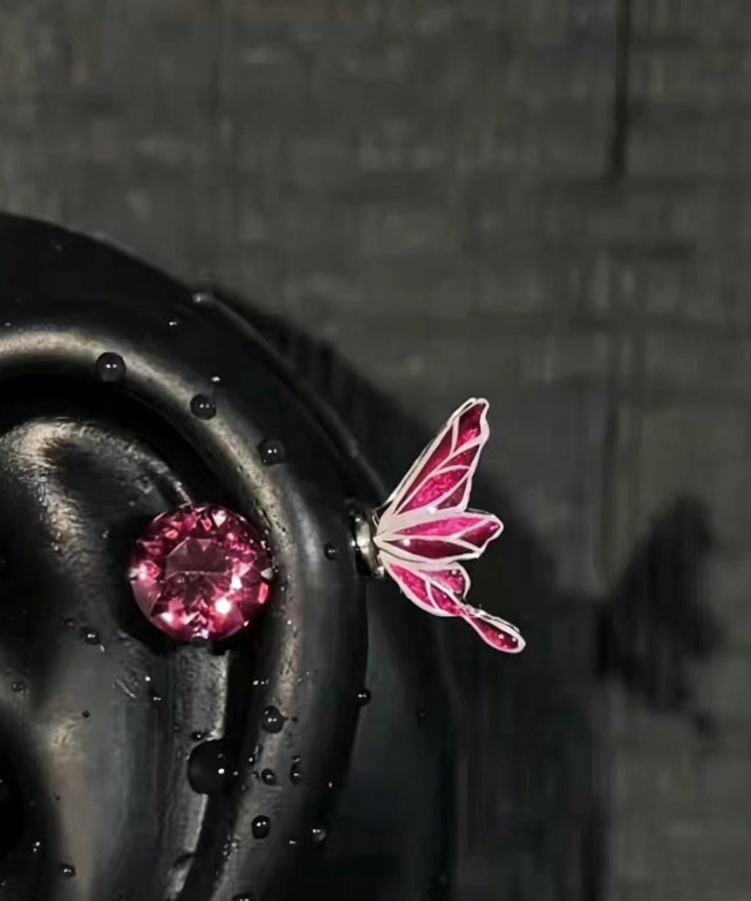 Chic Rose Zircon Alloy Butterfly Stud Earrings