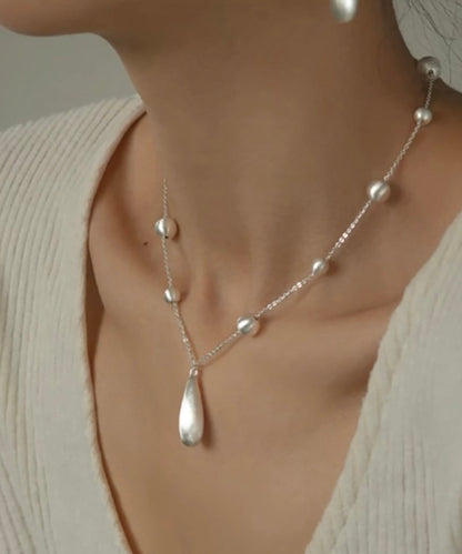 Chic Silk Copper Silver-Plated Pearl Water Droplet Pendant Necklace