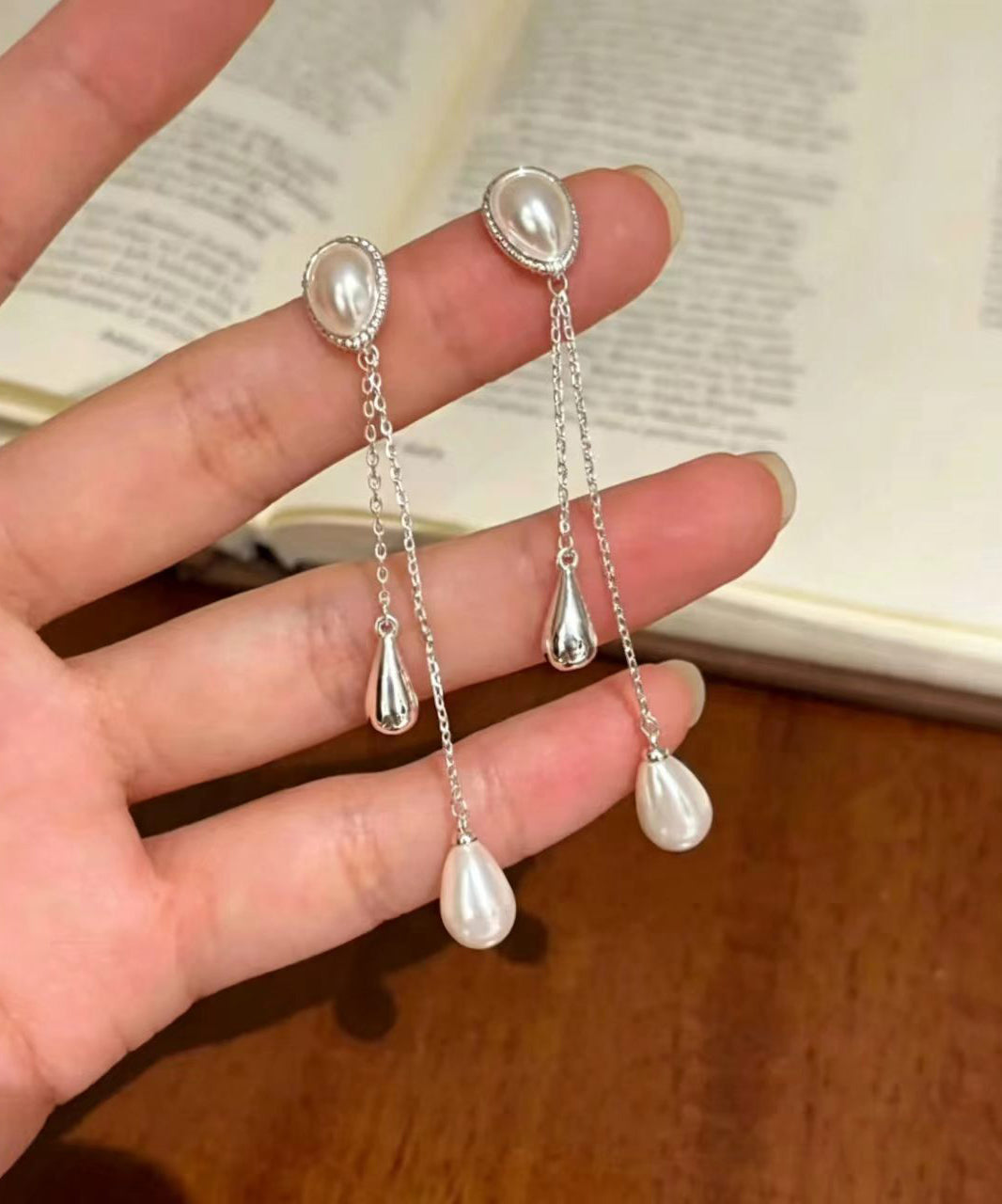 Chic Waterdrop Pearl Silver Plated Silver Needle Tassel Drop Earrings