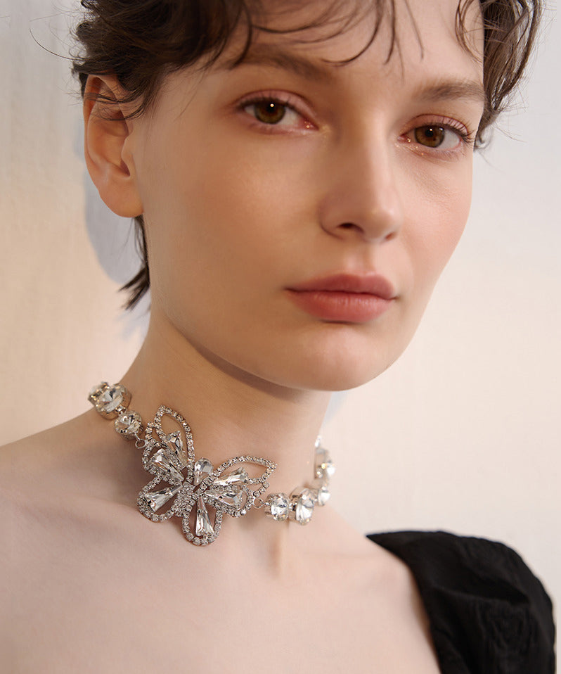 Chic White Butterfly Sparkling Zircon Choker