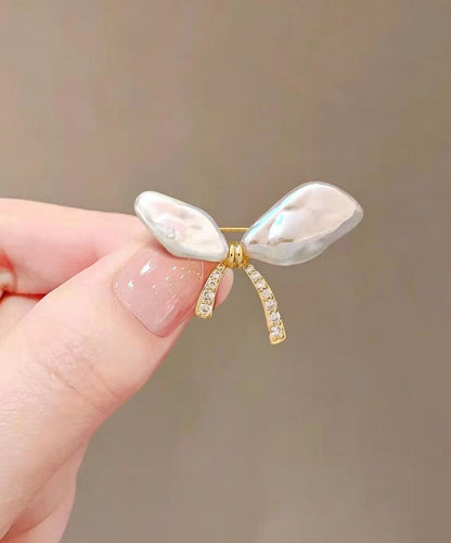 Chic Zircon Alloy Asymmetrical Pearl Bow Brooches