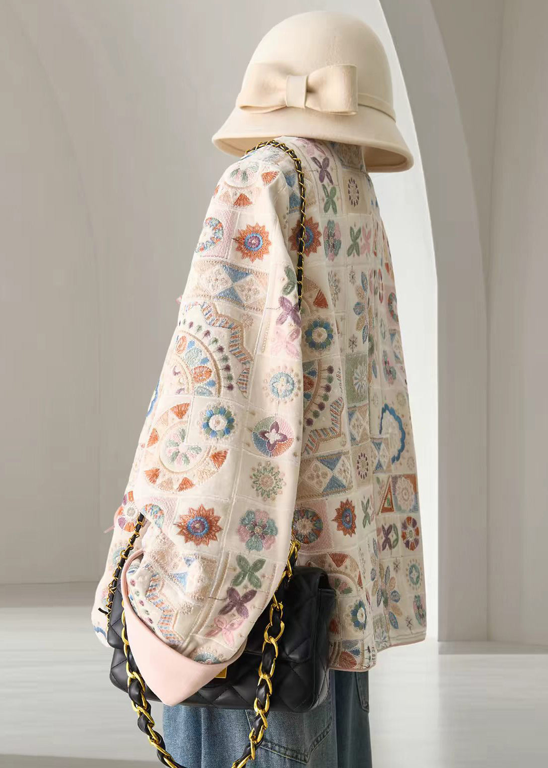 Chinese Style Pink O-Neck Embroidered Short Coat Long Sleeve