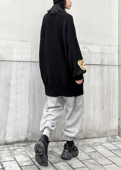 Chunky black Bear design knit tops o neck silhouette knit top - SooLinen