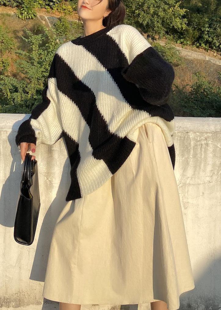 Classy Black O-Neck Loose Fall Winter Sweater - SooLinen