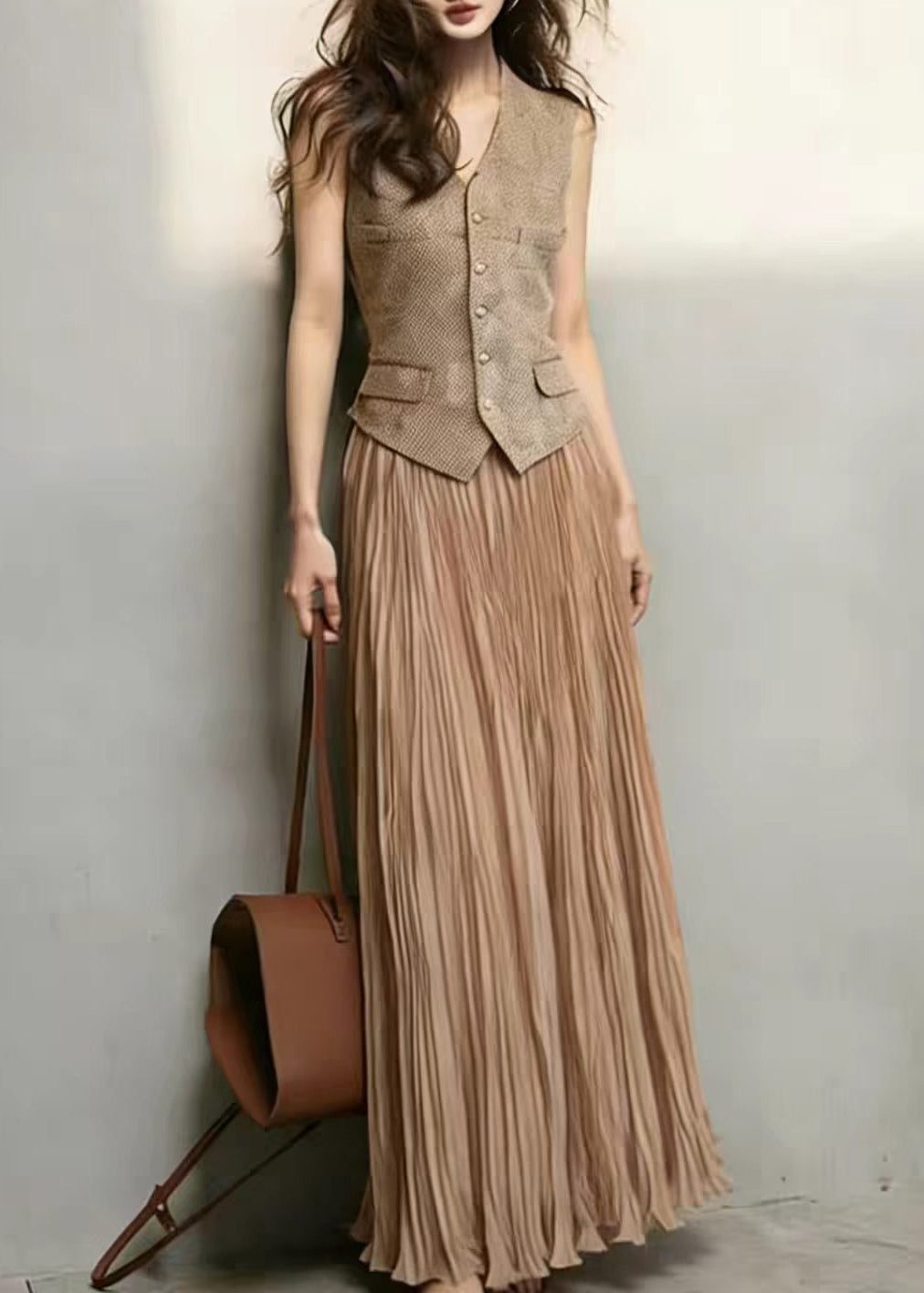 Classy Brown Waistcoat Top And Wrinkled Skirts Two Pieces Set Sleeveless