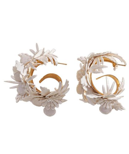 Classy White Copper Overgild Leather Floral C-Shaped Hoop Earrings