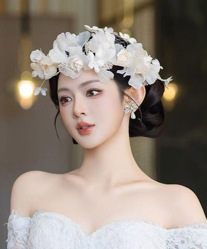 Classy White Gauze Floral HairPiece And Drop Earrings Two-Piece Set